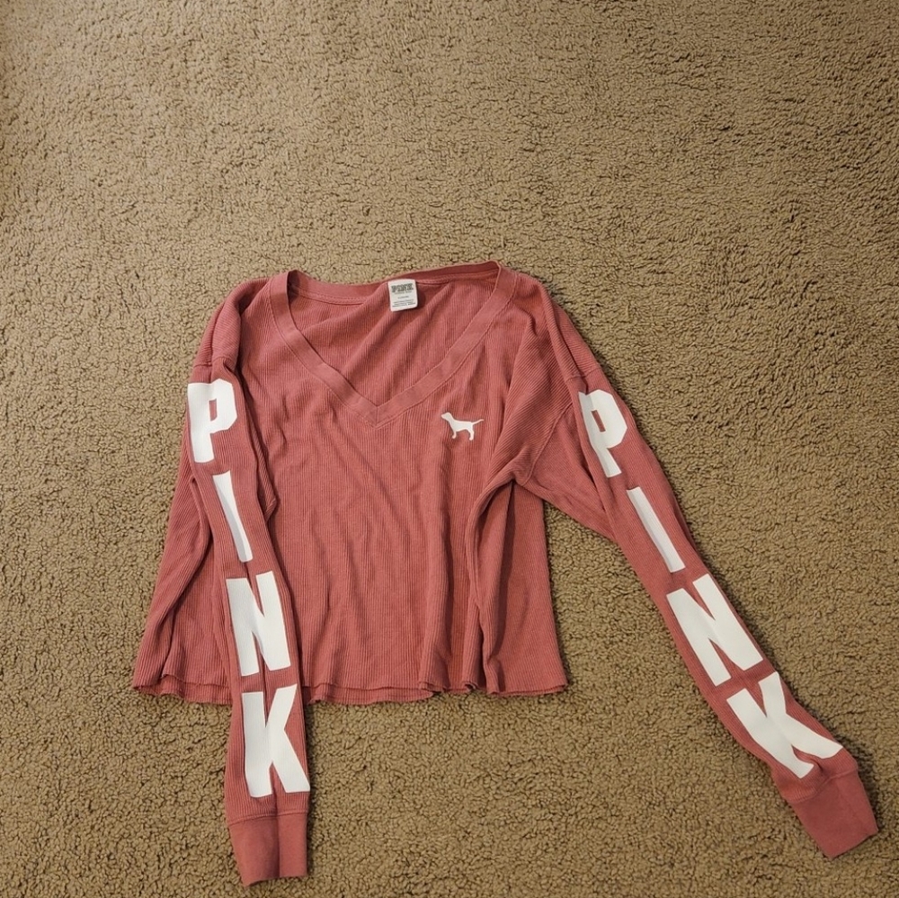 VS Pink
